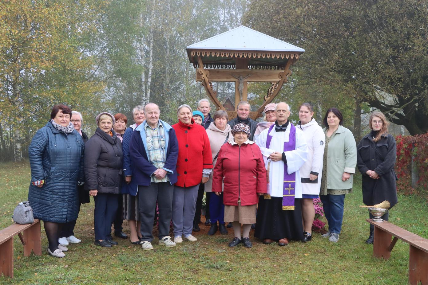 Krucifiksa pasvētīšana pie Vārkavas sociālā aprūpes centra un svētā Mise